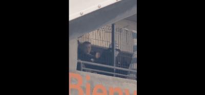 法兰克福极端球迷做纳粹手势，俱乐部谴责