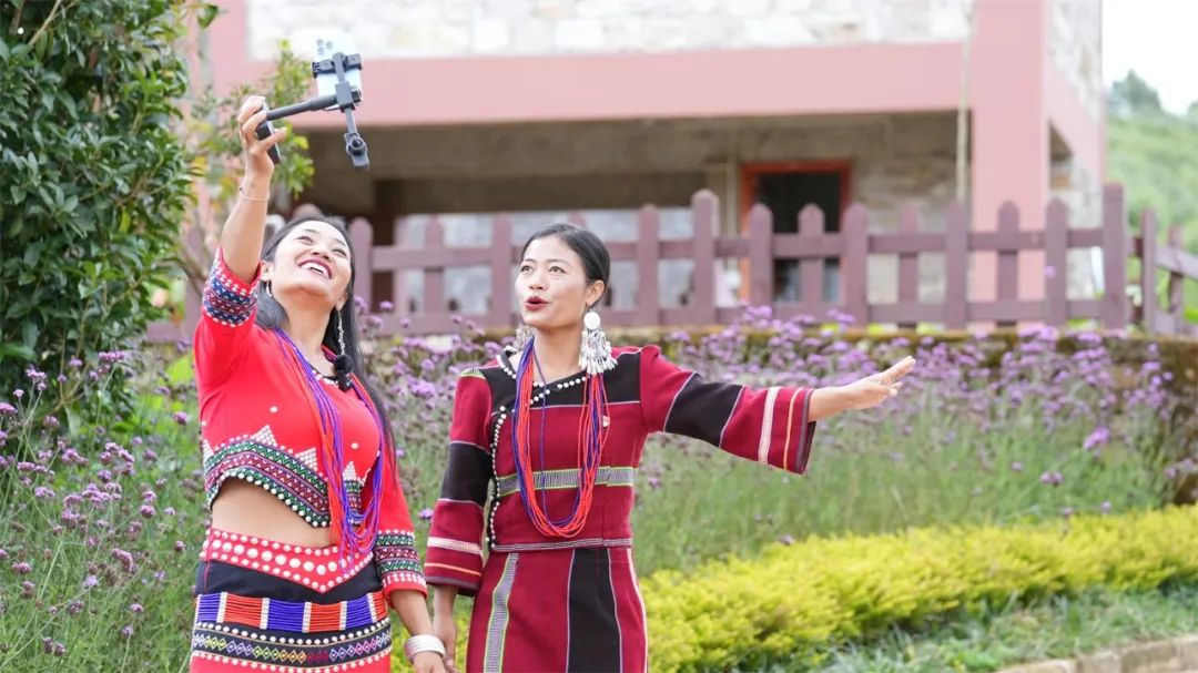 奋进新征程建功新时代“西盟姐妹”返乡创业用青春追梦圆梦