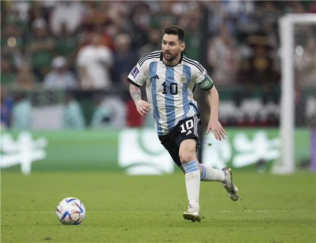 蒙牛致敬伊利,蒙牛致敬每一位天生要强