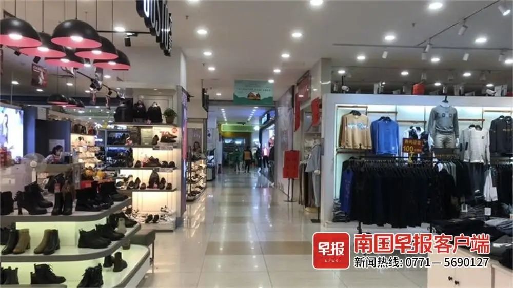 南宁屯里商业广场铺面纠纷,南宁屯里商业广场铺面纠纷视频