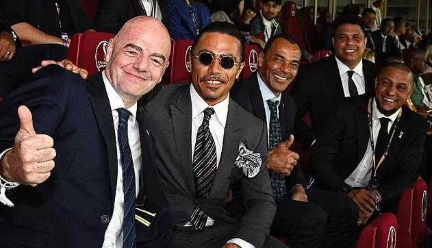 撒盐哥闯进世界杯闭幕式,世界足联对撒盐哥调查