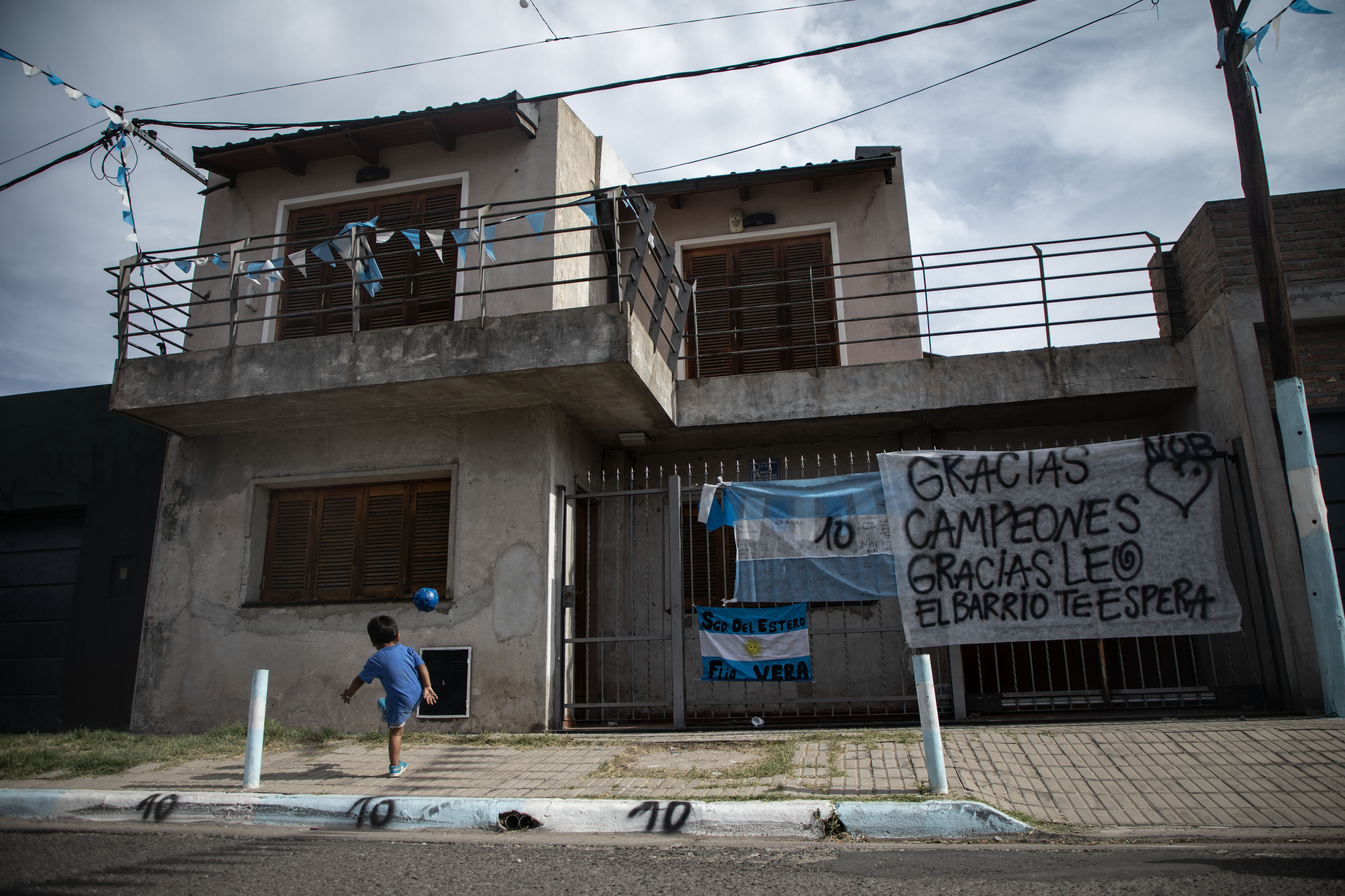 梅西视频连线,梅西内马尔精彩连线合集