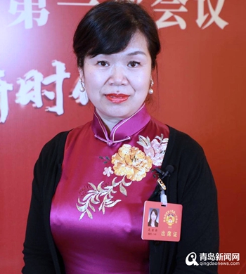 市政协委员高丽新：让中式风格的校服成为学生青春时代的专属标志