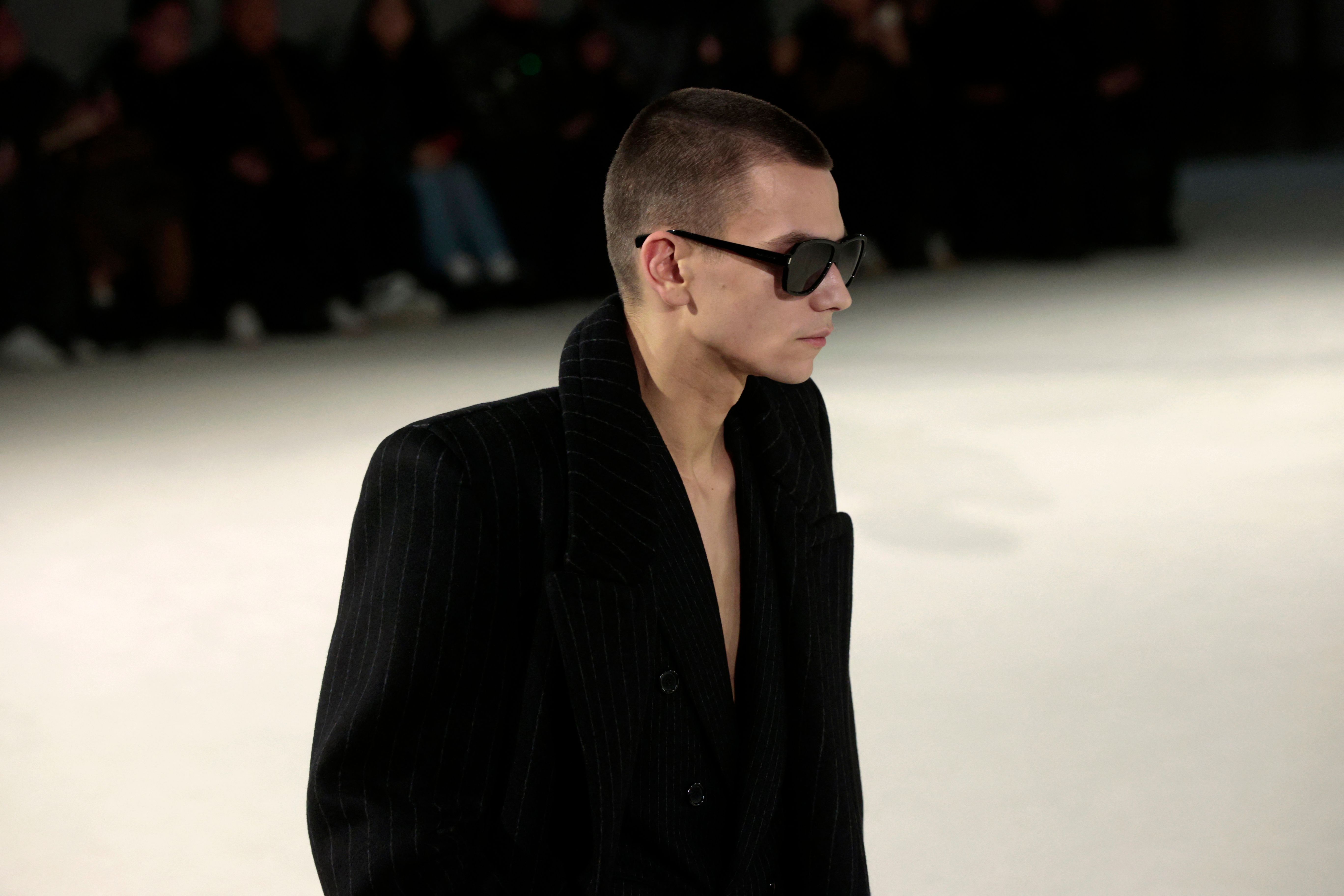 圣罗兰巴黎时装周男装,巴黎时装周圣罗兰男装