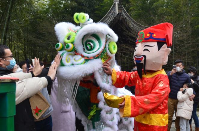 正月初五接新财神旧财神怎么办,正月初五迎财神的最佳时间是几点