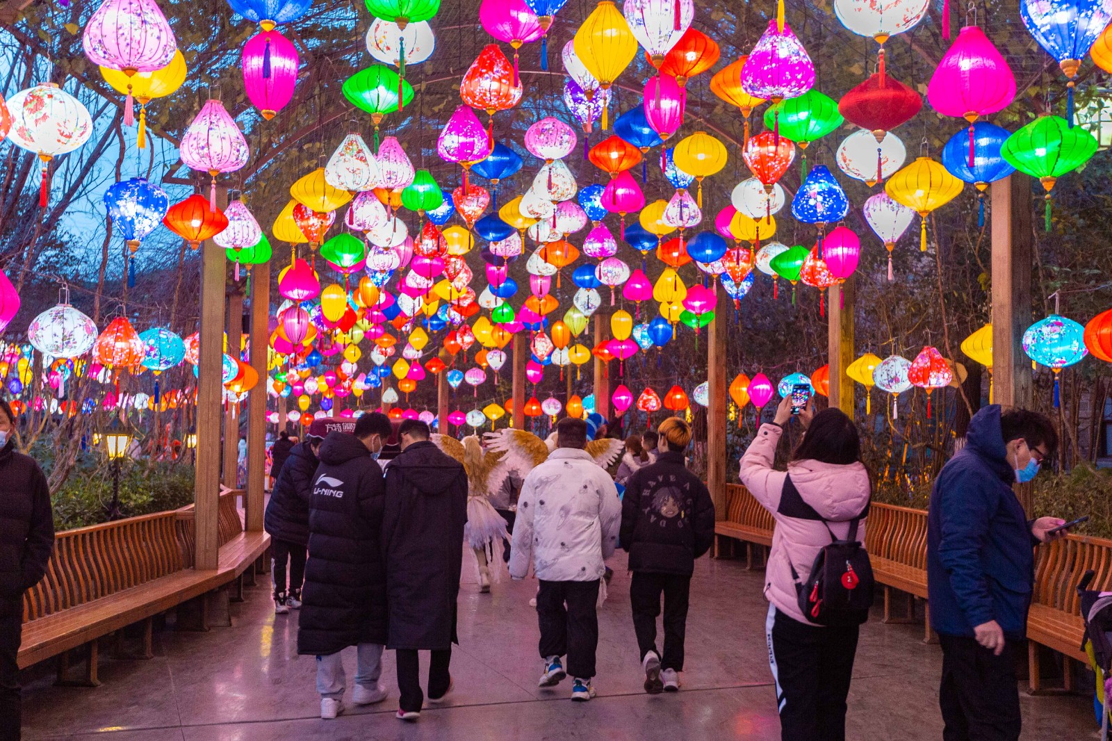 河南正月15闹花灯介绍,郑州正月十五花灯展示时间
