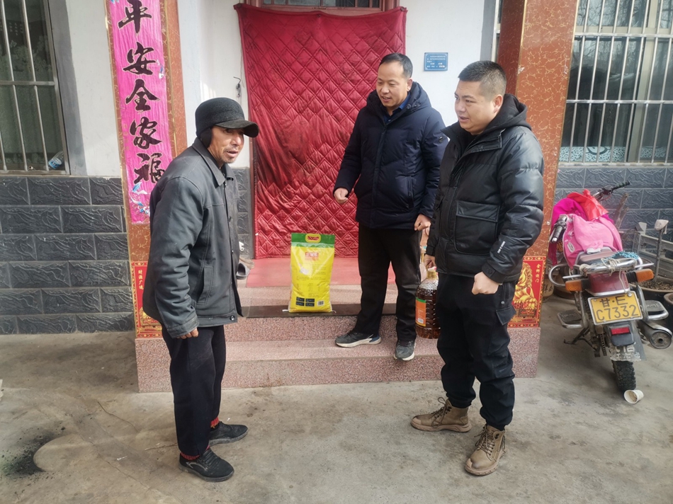 志愿服务暖人心文明实践树新风,文明实践活动帮扶志愿