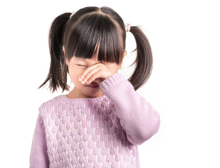 小孩睫毛长阴虱什么症状,6岁女童眼睫毛长虱子