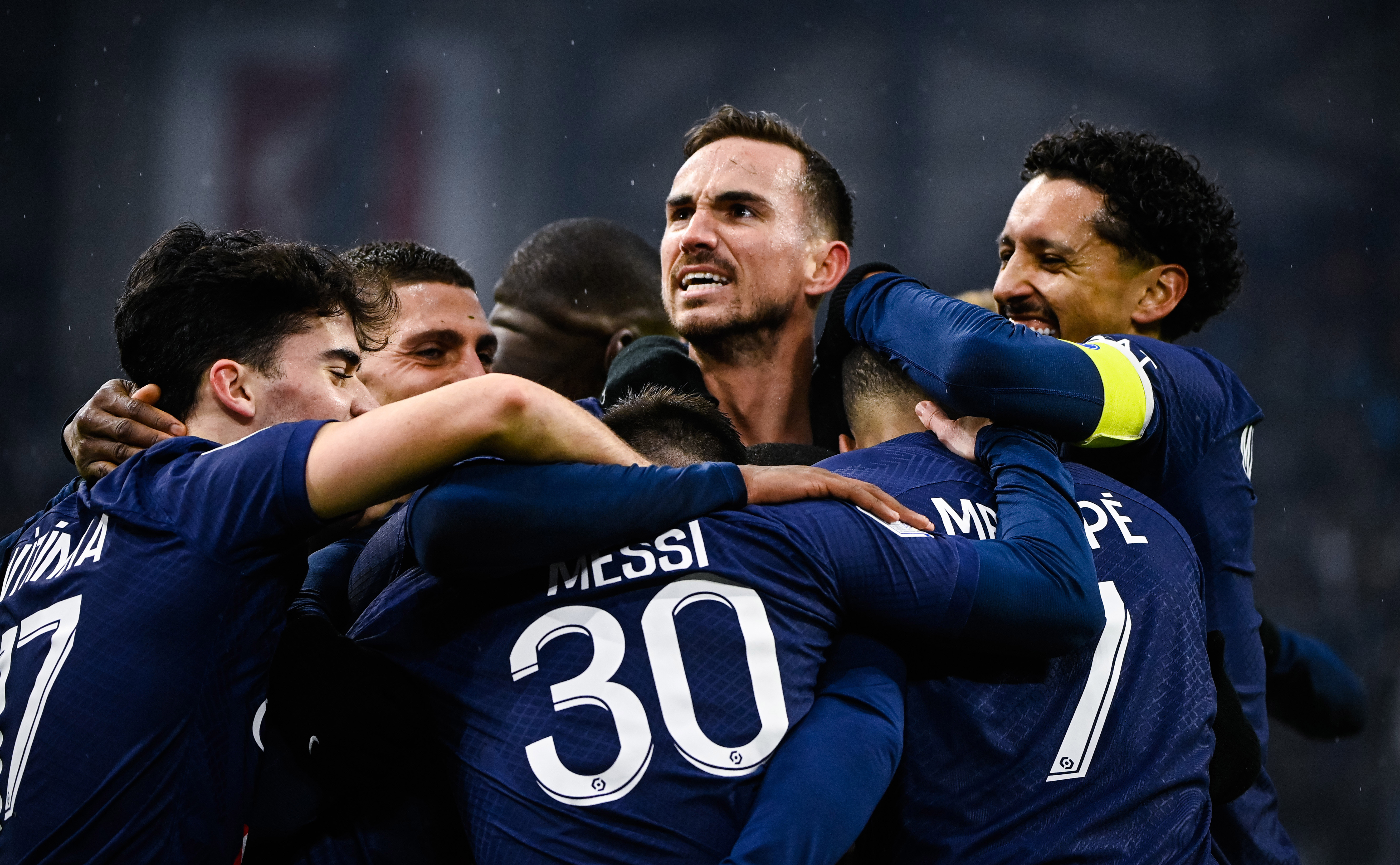 体育足球欧冠,法甲大巴黎马赛直播