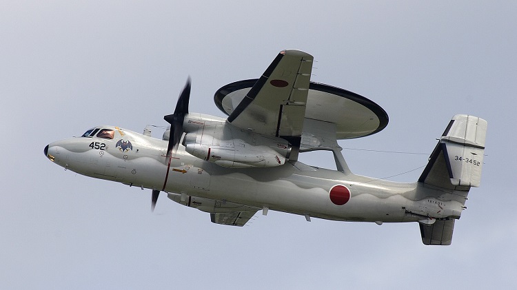 美军最新型e-2d预警机,日本耗资200亿新设备