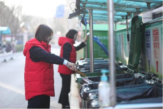 扎根电网施工一线爱岗敬业,班组天地杂志封面