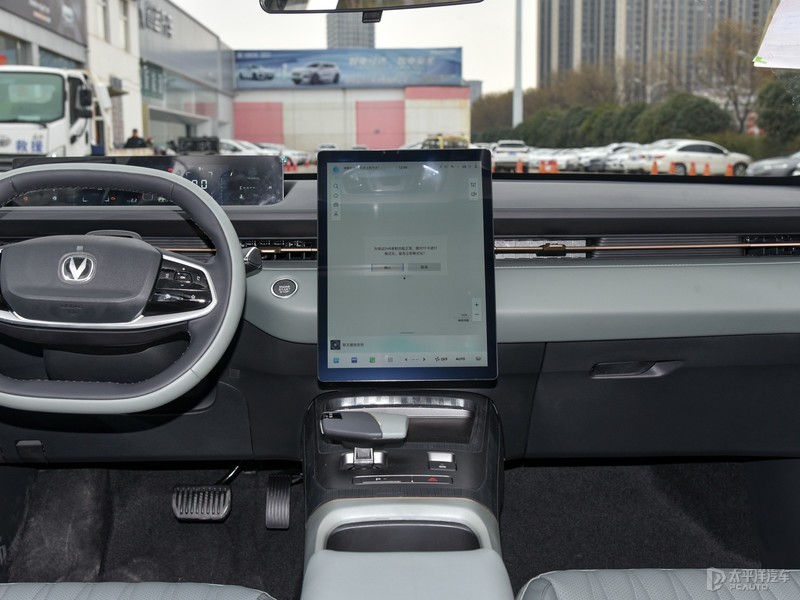 长安逸达上市售8.79万起,长安颐达新车上市四重礼