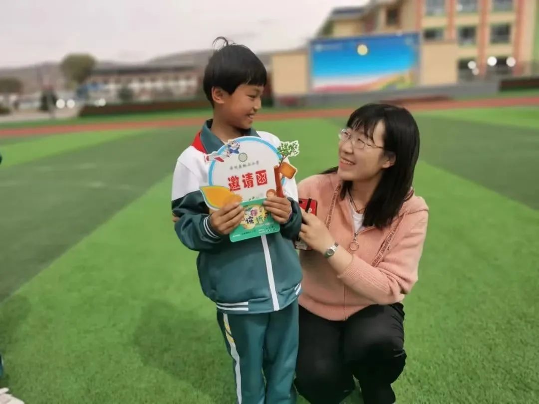 教育路上，爱与责任同行：记临洮县椒山小学王娟老师