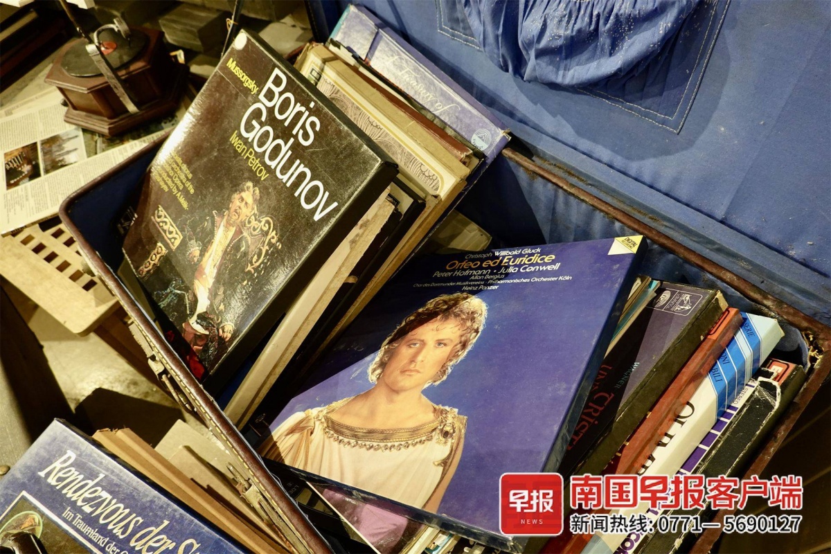 为什么有那么多人喜欢黑胶唱片,为什么有人还用黑胶唱片