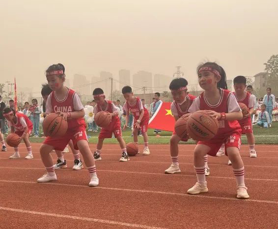 西安沣东第六小学田径运动会,浐灞十九小田径运动会