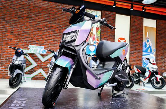 揭秘雅迪高端制造,雅迪冠能专卖现场