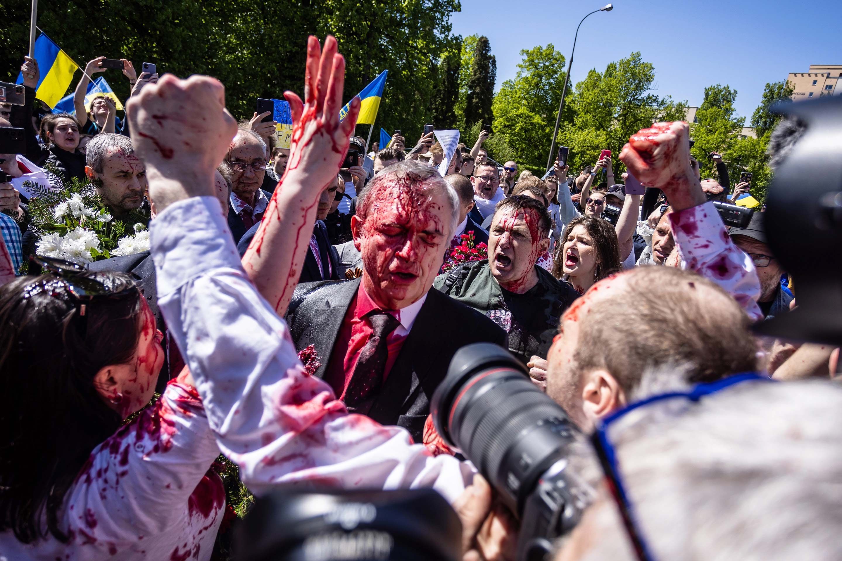 俄方称俄有权和波兰断交,俄驻波兰大使遇袭波兰如何表态