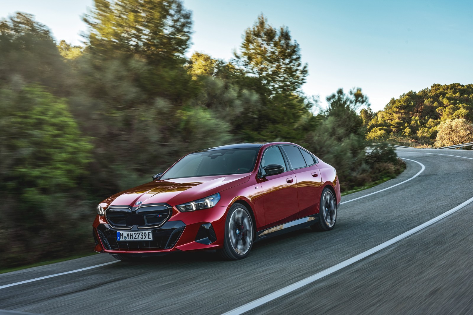 24款宝马5系改装大鼻孔,宝马5系改装大鼻孔前杠