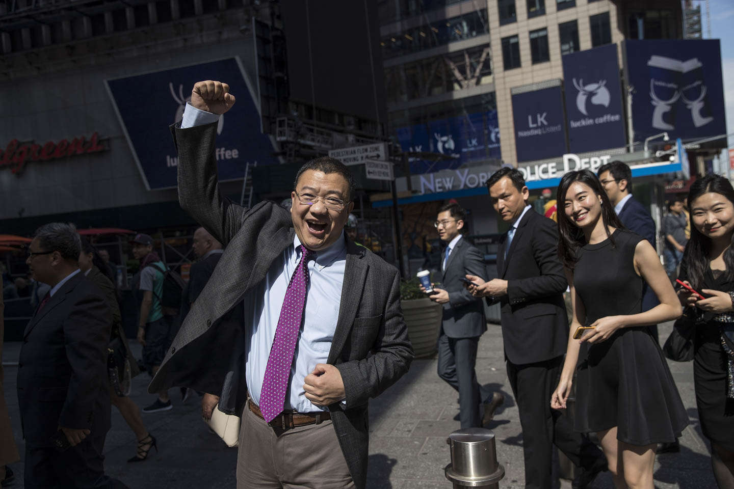 欠债的戴威和陆正耀再创业为什么都去卖咖啡