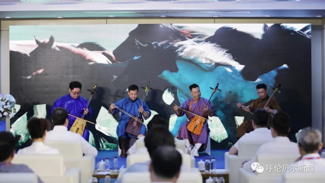 2023中国国际体育用品博览会“呼伦贝尔日”暨中华人民共和国第十四届冬季运动会市场合作开发推介会在厦门市举行