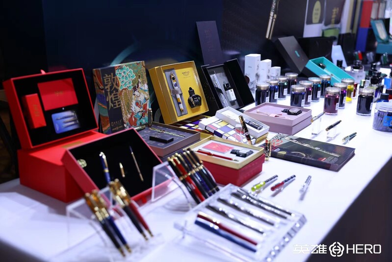 2023最新英雄钢笔,英雄笔新款