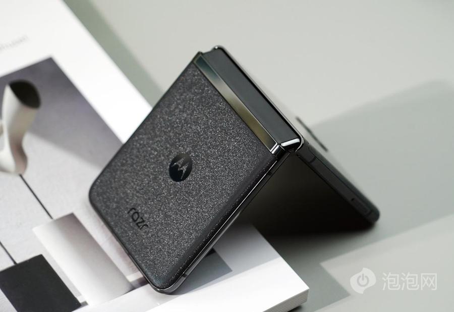 motorazr40ultra折叠屏测试,motorazr40ultra双卡测评