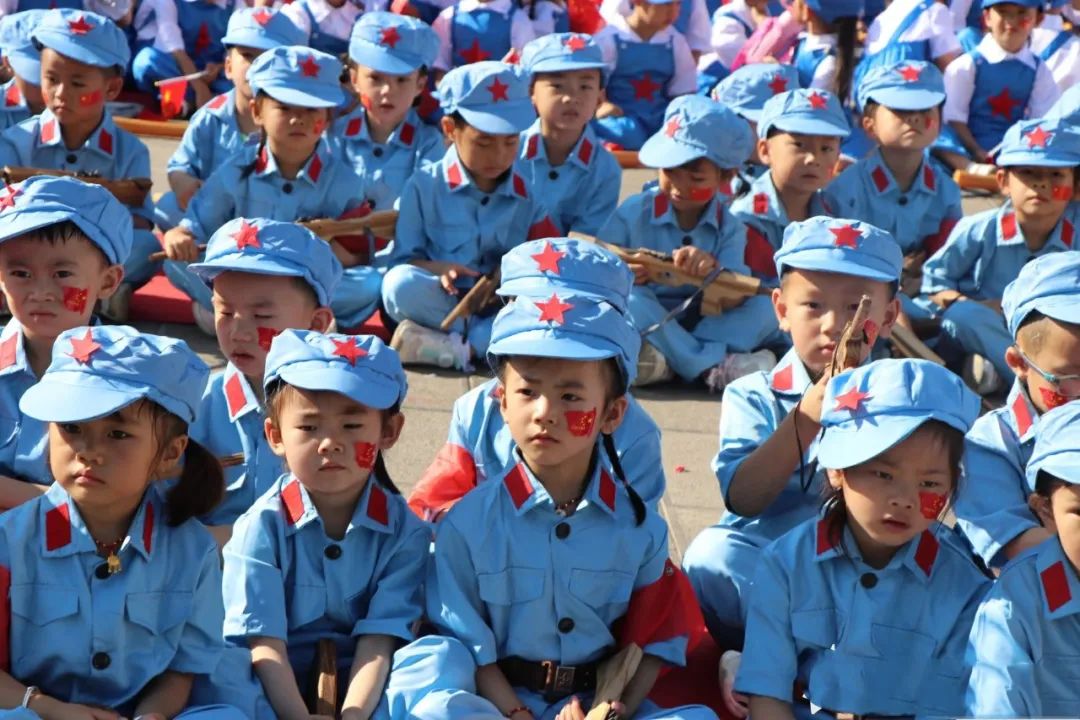 弥渡七彩艺术儿童节,儿童节学校表演有意义吗