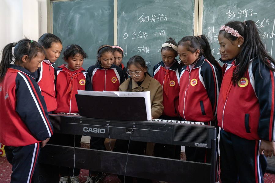 国道之行从雪山奔向大海|珠峰脚下的钢琴课