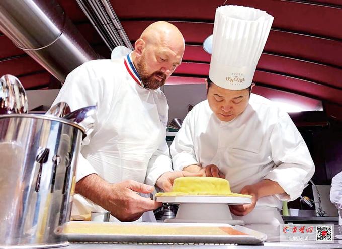 我在十堰有家店|20多年专注做甜点，刘顶兵：事业很甜，梦想也很甜