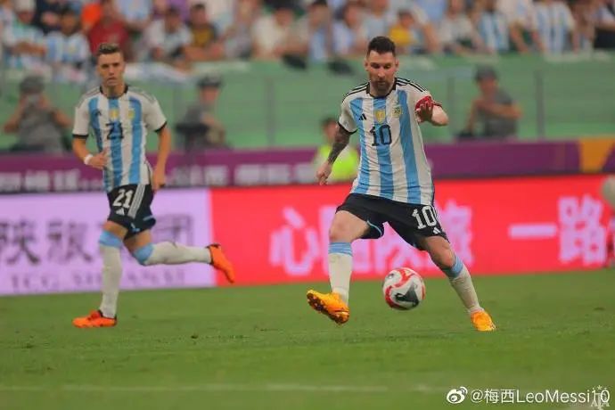 在工体获胜后，梅西发文！球迷深夜守候，外媒惊叹！