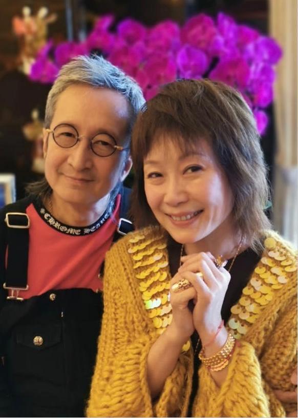 24岁夺得影后生孩子却被老公抛弃,24岁斩获影后但生活却不尽如人意