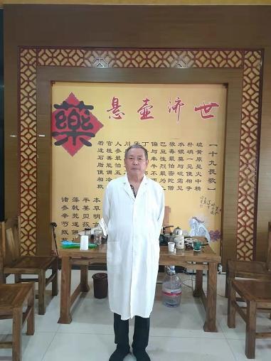 展中医人风采：访儒中大医，医中大儒昝圣旭