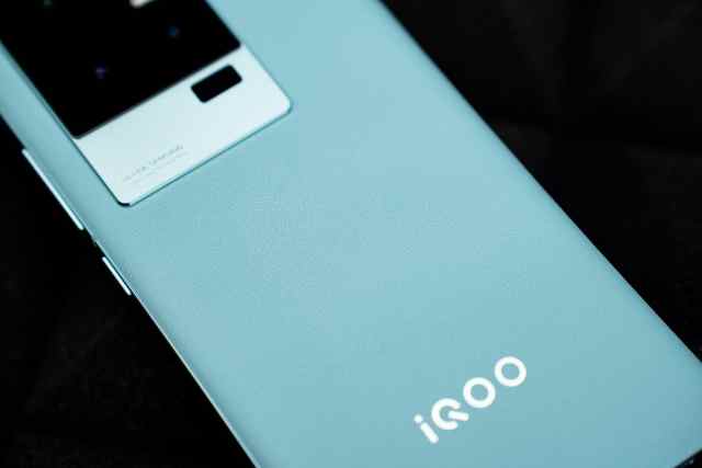 iqoo11s属于高端旗舰机吗,iqoo11s是旗舰吗