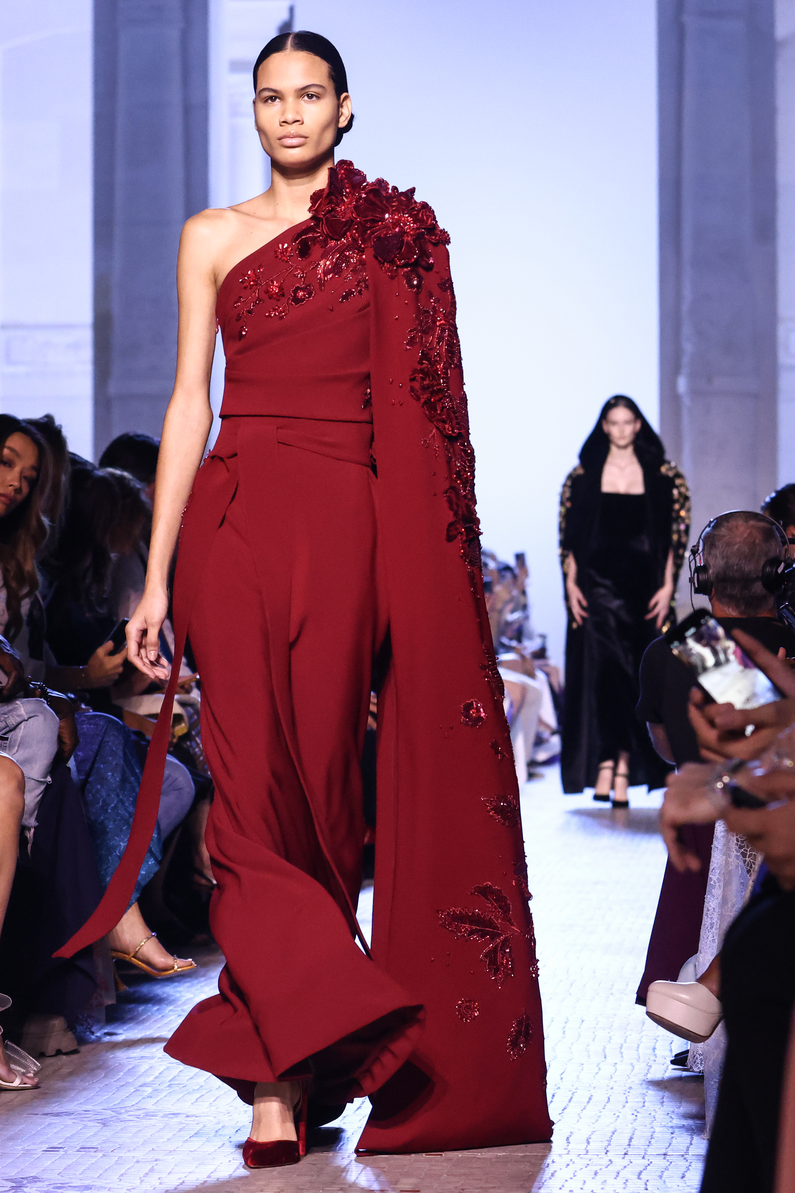 时装秀eliesaab2019秋,巴黎时装周eliesaab2018