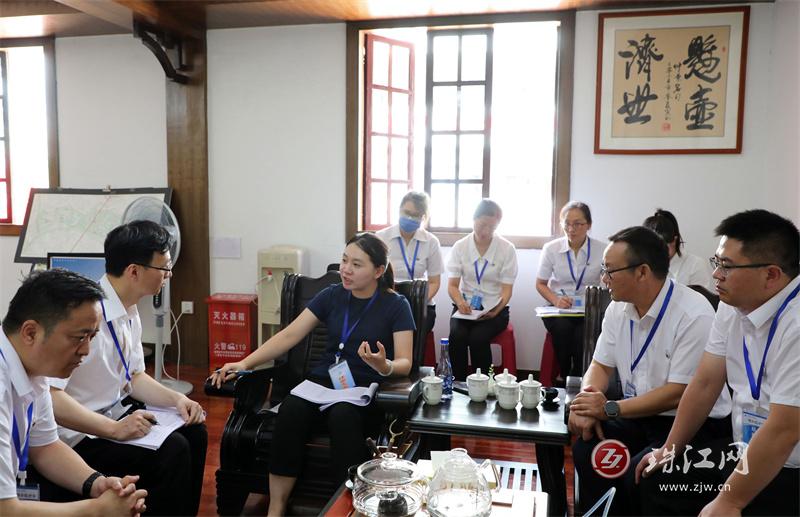 云南省医疗评估中心到罗平县人民医院进行等级医院评审