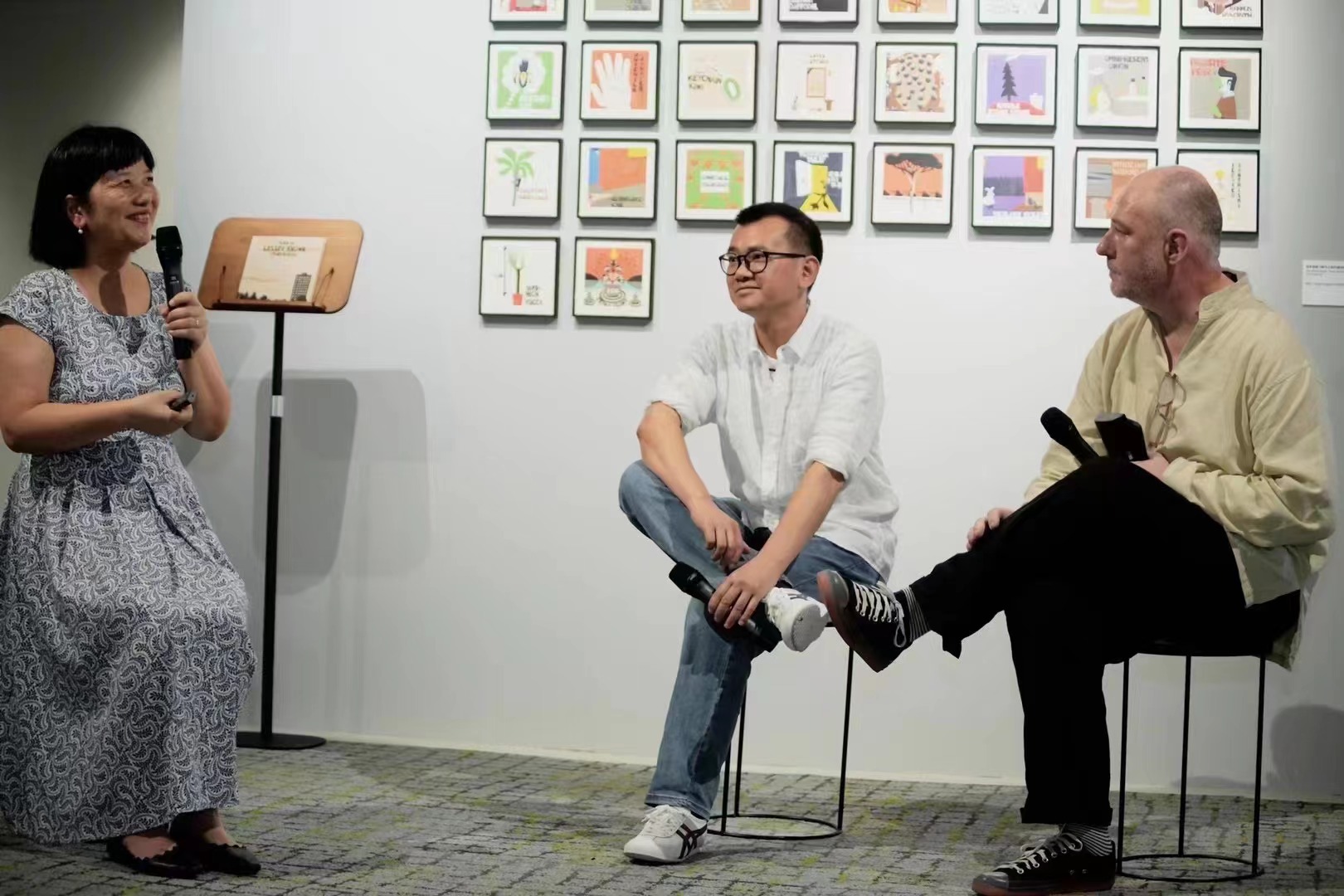 一周艺术人物｜姚南薰请辞创始馆长，科拉“牵手”柏林双年展