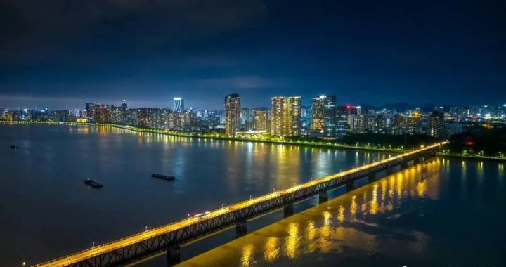 杭州2天二夜游玩攻略,杭州市区夜游好去处