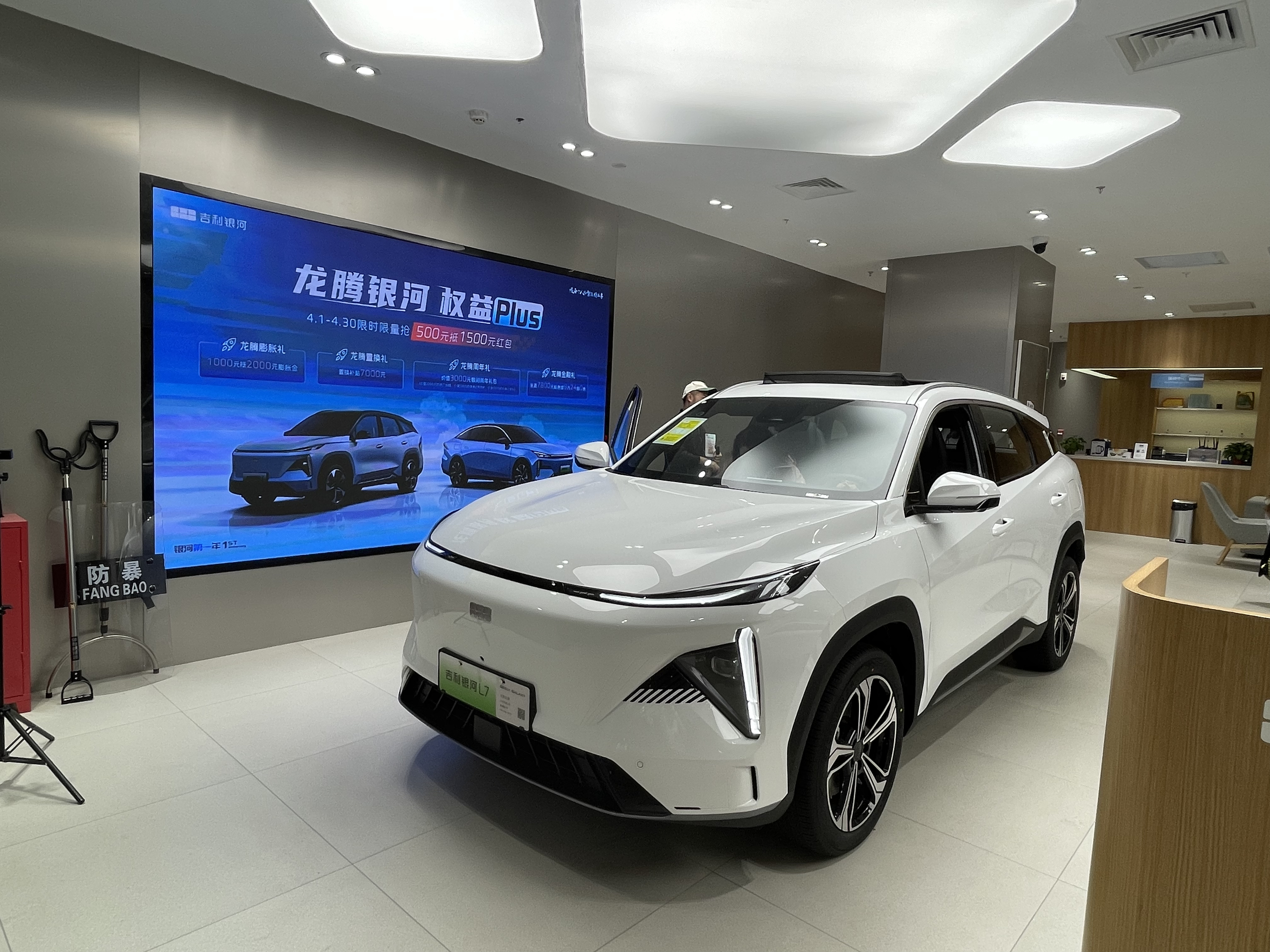 0首付0利率0月供购车划算吗,0首付车贷免息2年猫腻