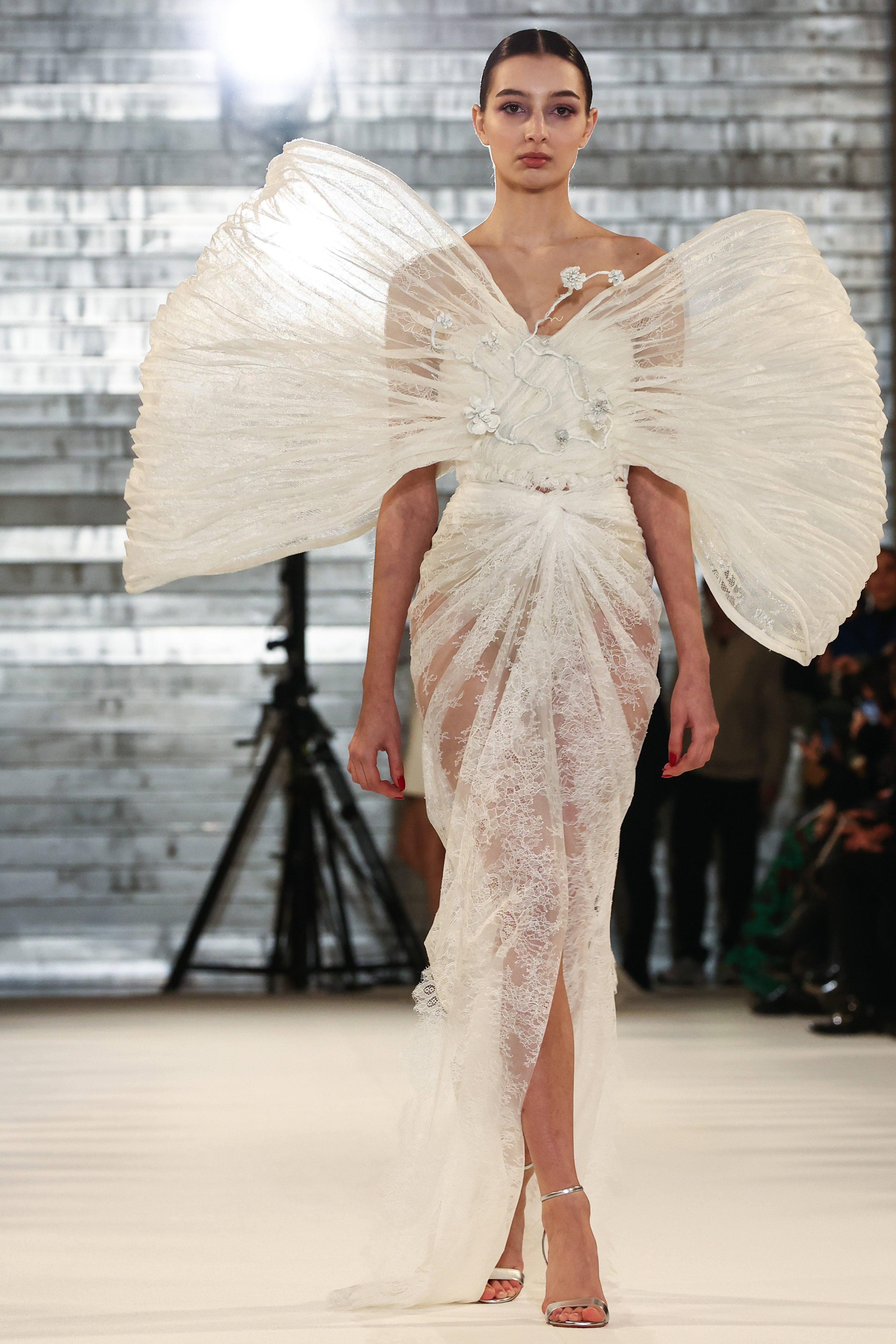 巴黎时装周服装设计秀,巴黎高级定制时装周设计师