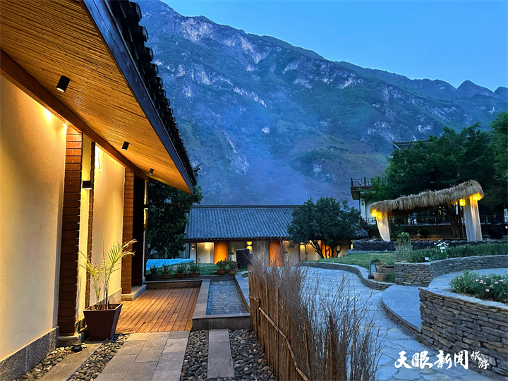 枕山河峡谷野奢度假民宿团购,枕山河峡谷野奢度假民宿温泉