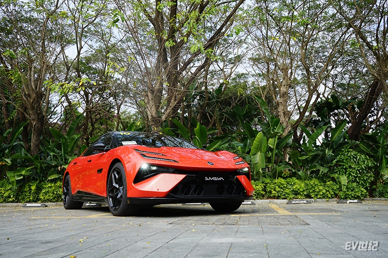 沉浸体验路特斯eletre,试驾路特斯入门版