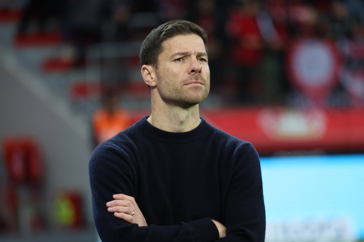 阿隆索封神之作,小说男主阿隆索