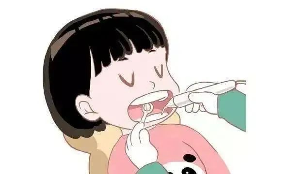 牙齿长小犄角,牙齿侧面长犄角