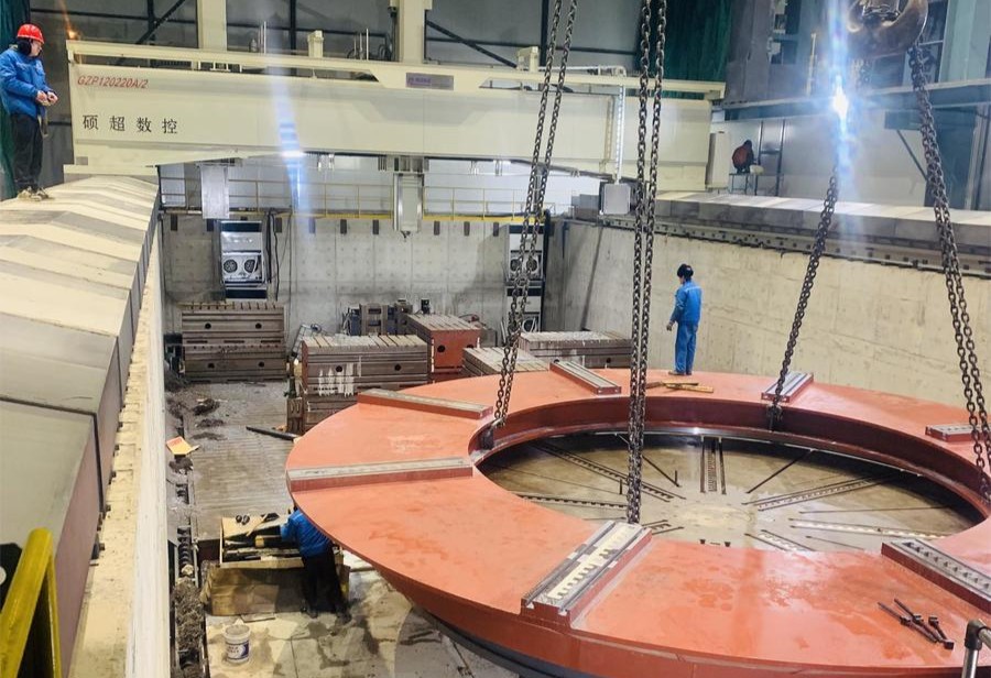 只有十几个人的小厂可以做吗,不足100人的小工厂工作有前途吗